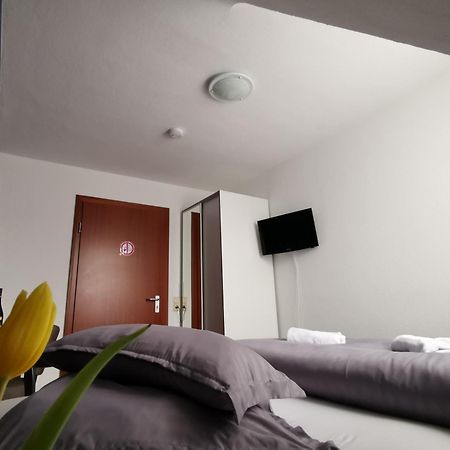 Hotel Zur Linde Rommerskirchen Cameră foto
